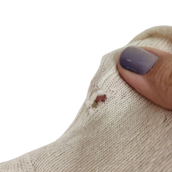 IISLI Sweater Womens Medium Winter White Dragon Sequin Sleeveless Cashmere Top - Picture 5 of 12